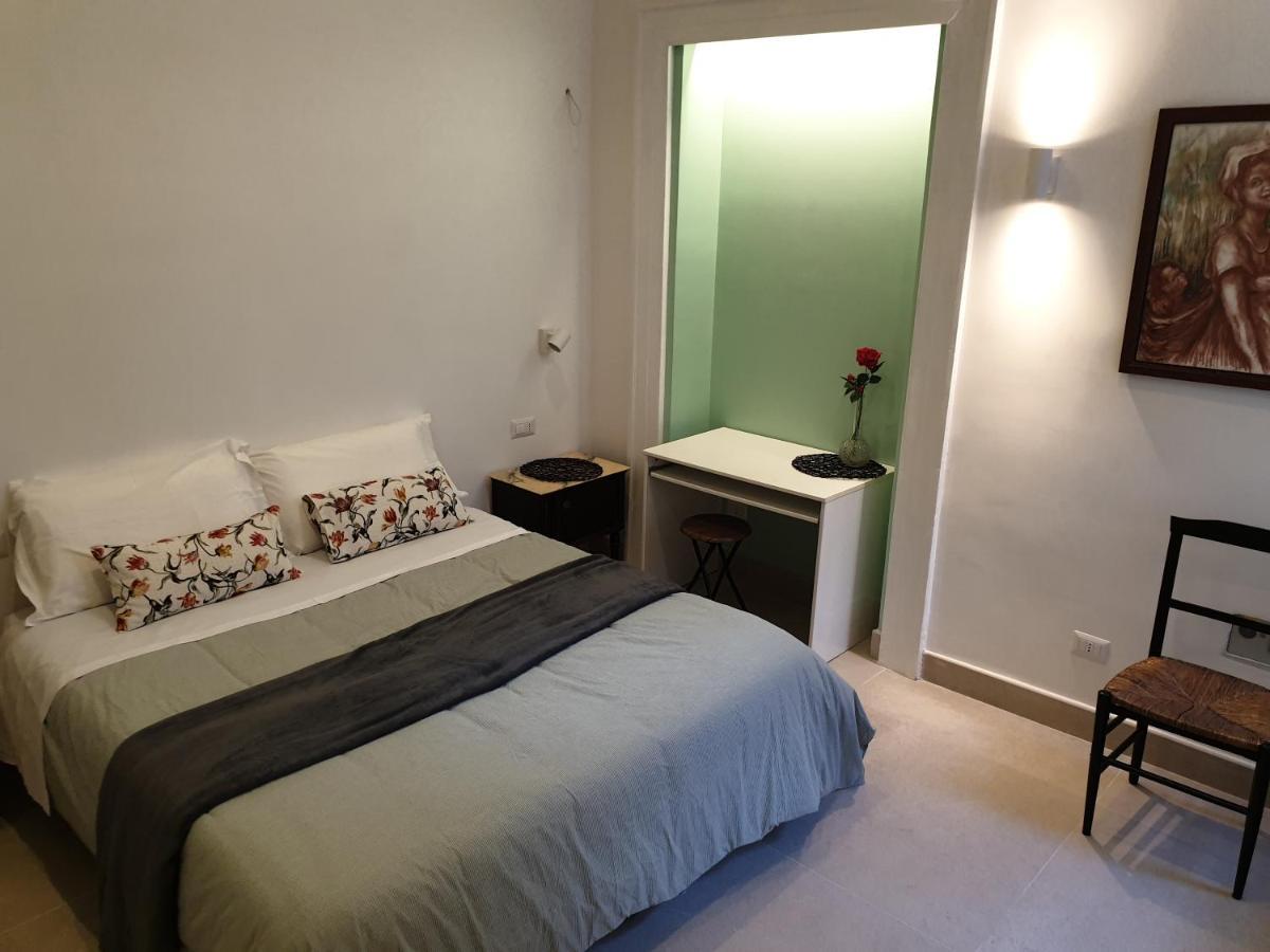 "Infrascata" Cento Metri Dal Mann Apartment เนเปิลส์ ห้อง รูปภาพ