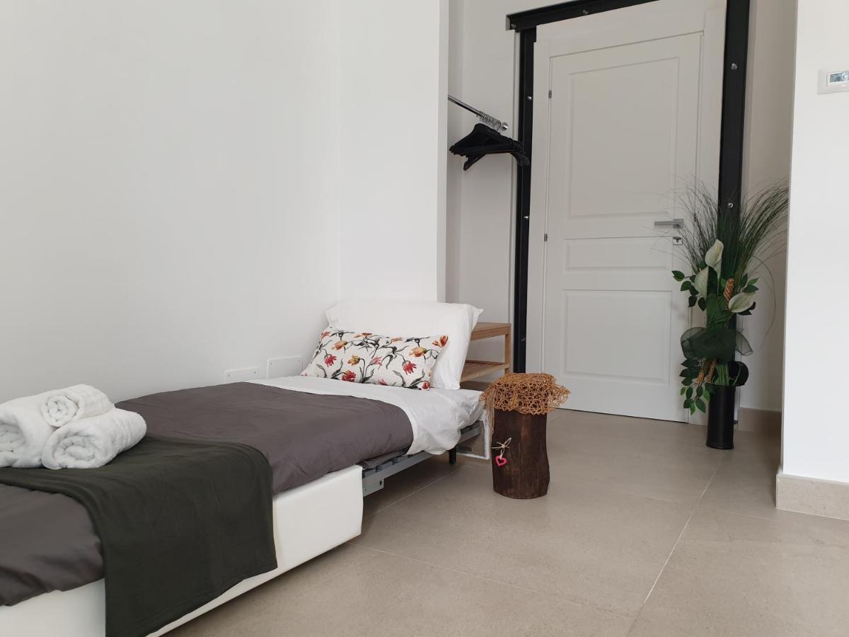 "Infrascata" Cento Metri Dal Mann Apartment เนเปิลส์ ภายนอก รูปภาพ