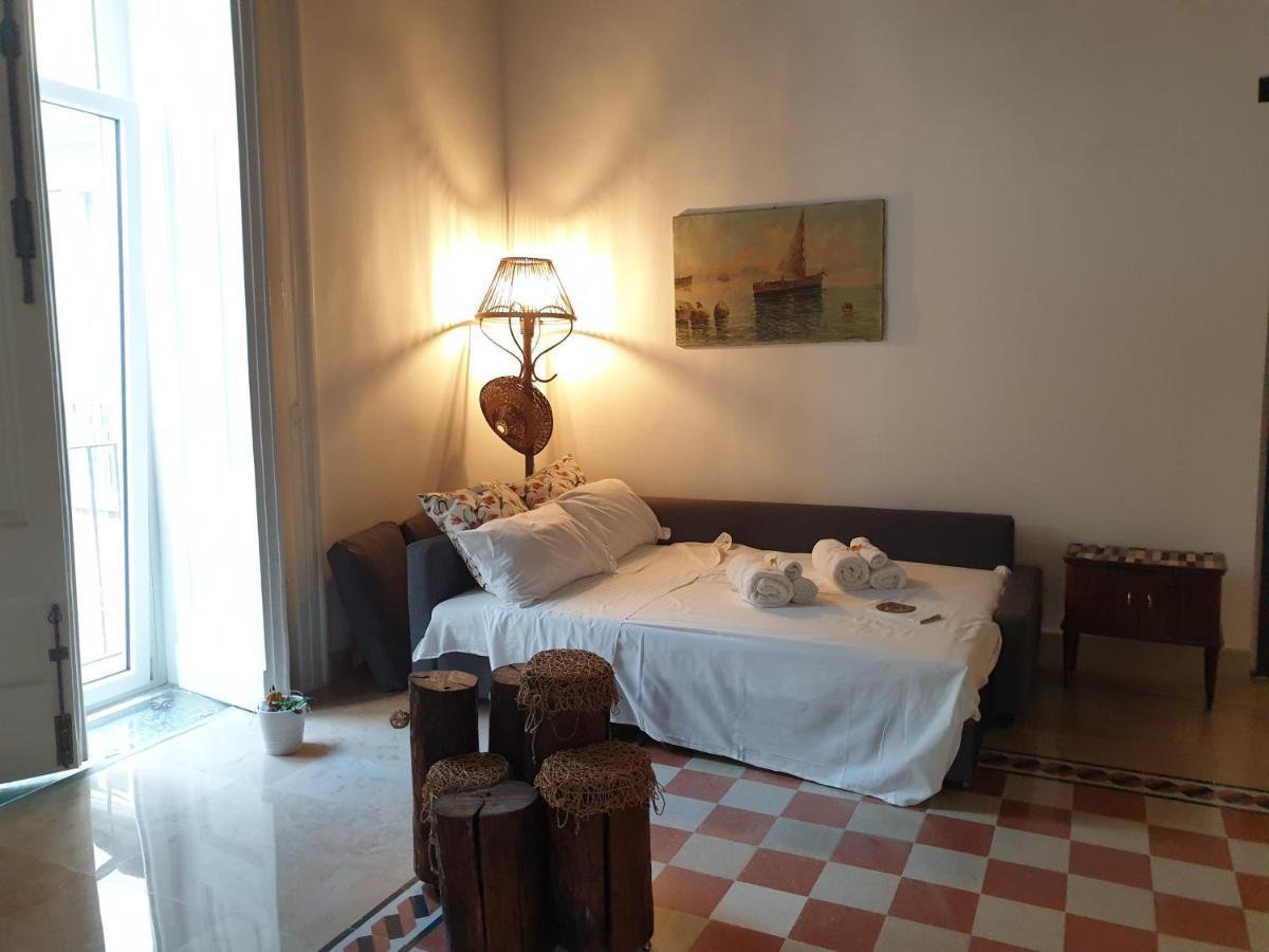 "Infrascata" Cento Metri Dal Mann Apartment เนเปิลส์ ภายนอก รูปภาพ